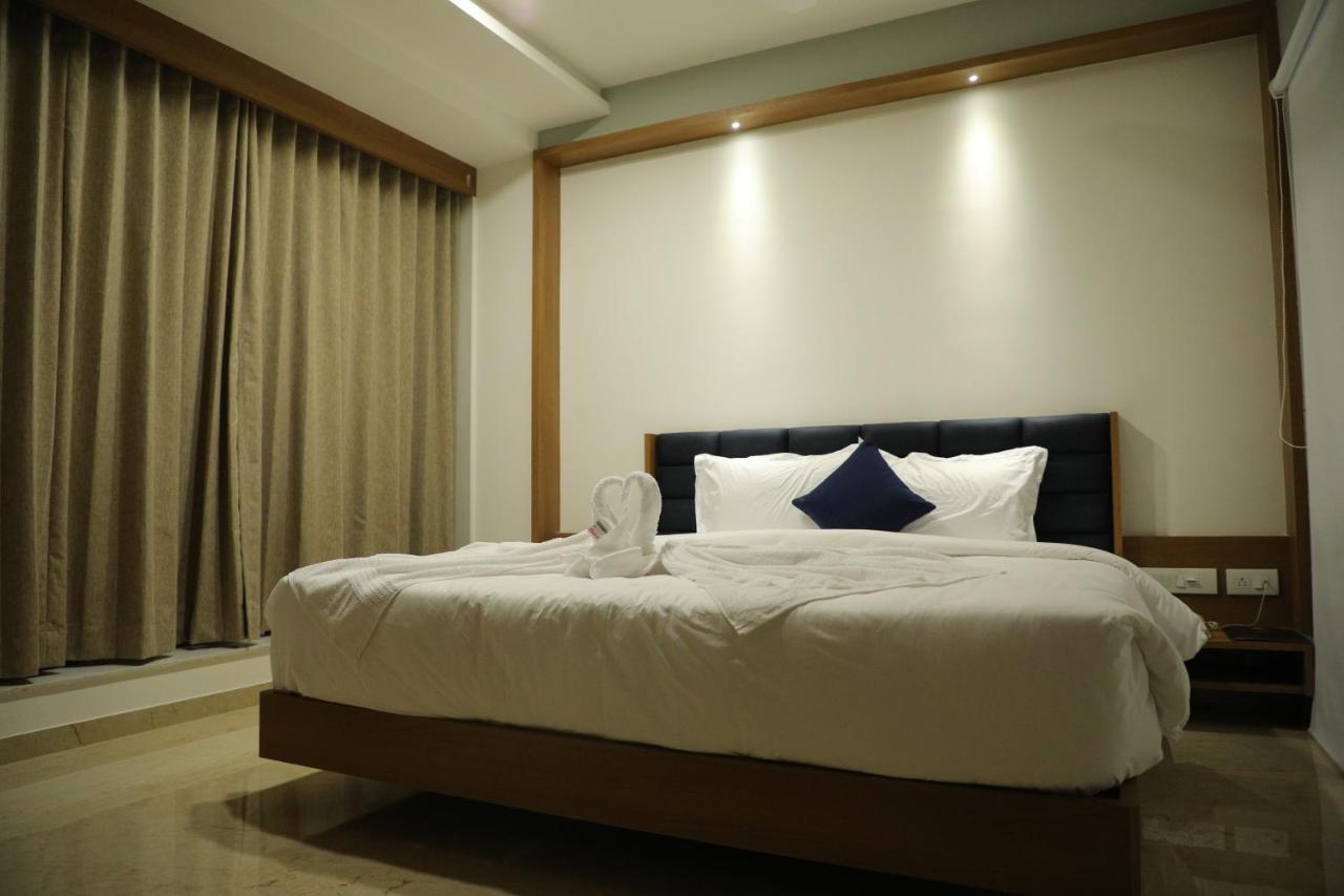 Hotel Vits The Somnath Gateway Extérieur photo