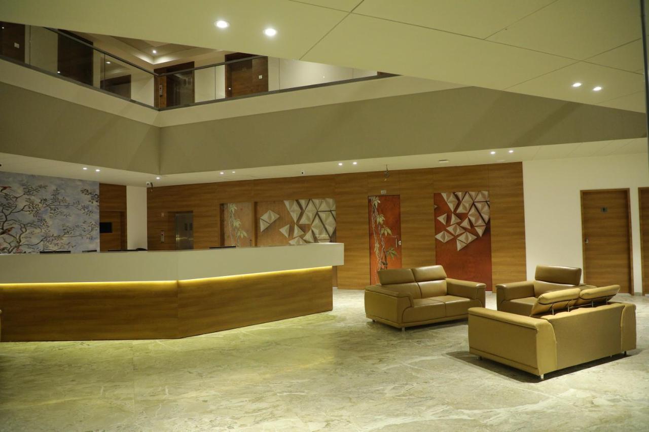 Hotel Vits The Somnath Gateway Extérieur photo