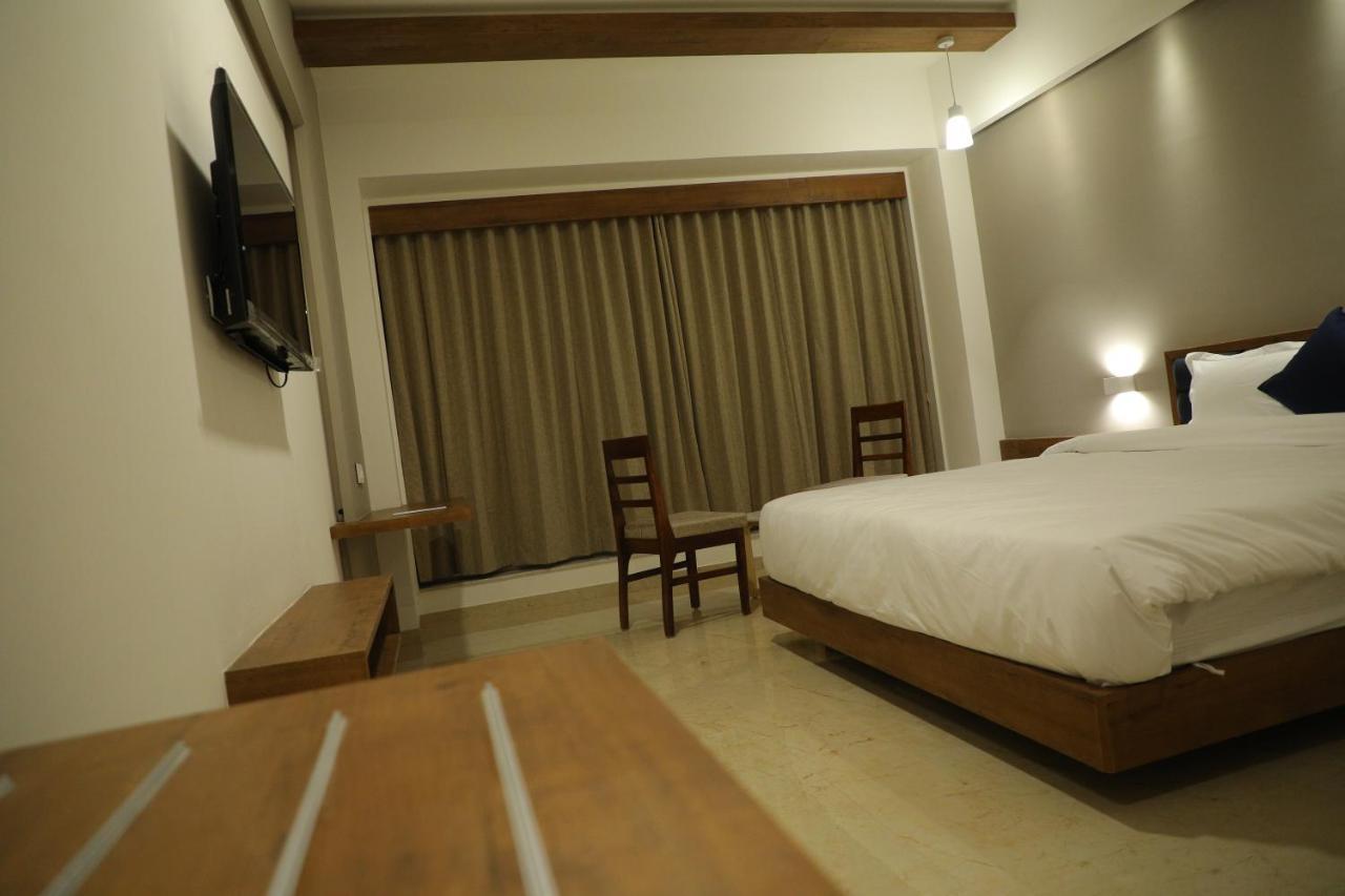 Hotel Vits The Somnath Gateway Extérieur photo