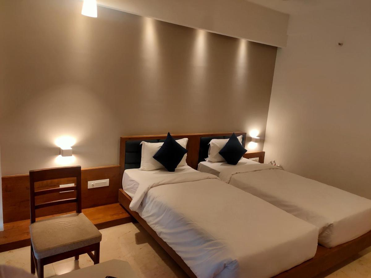 Hotel Vits The Somnath Gateway Extérieur photo