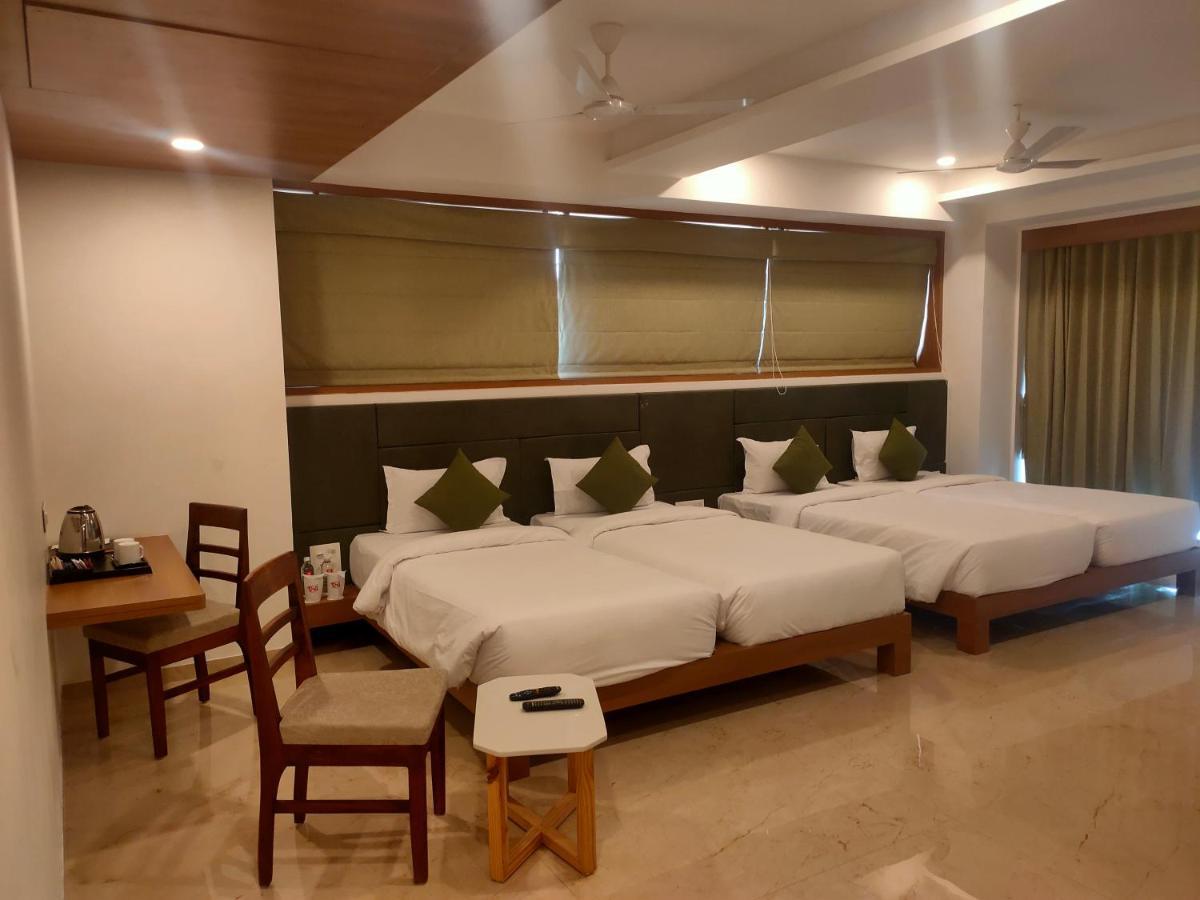 Hotel Vits The Somnath Gateway Extérieur photo