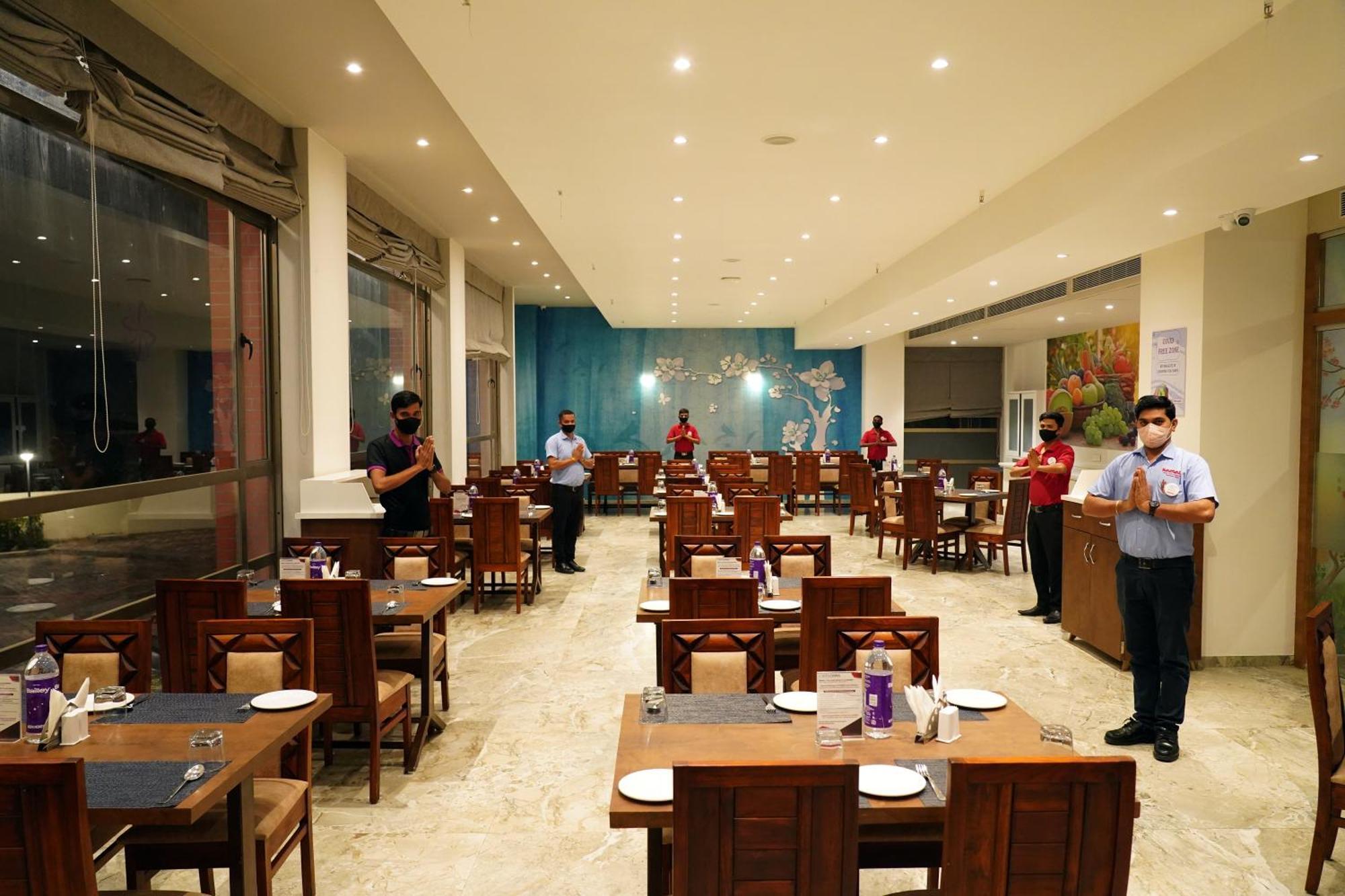 Hotel Vits The Somnath Gateway Extérieur photo